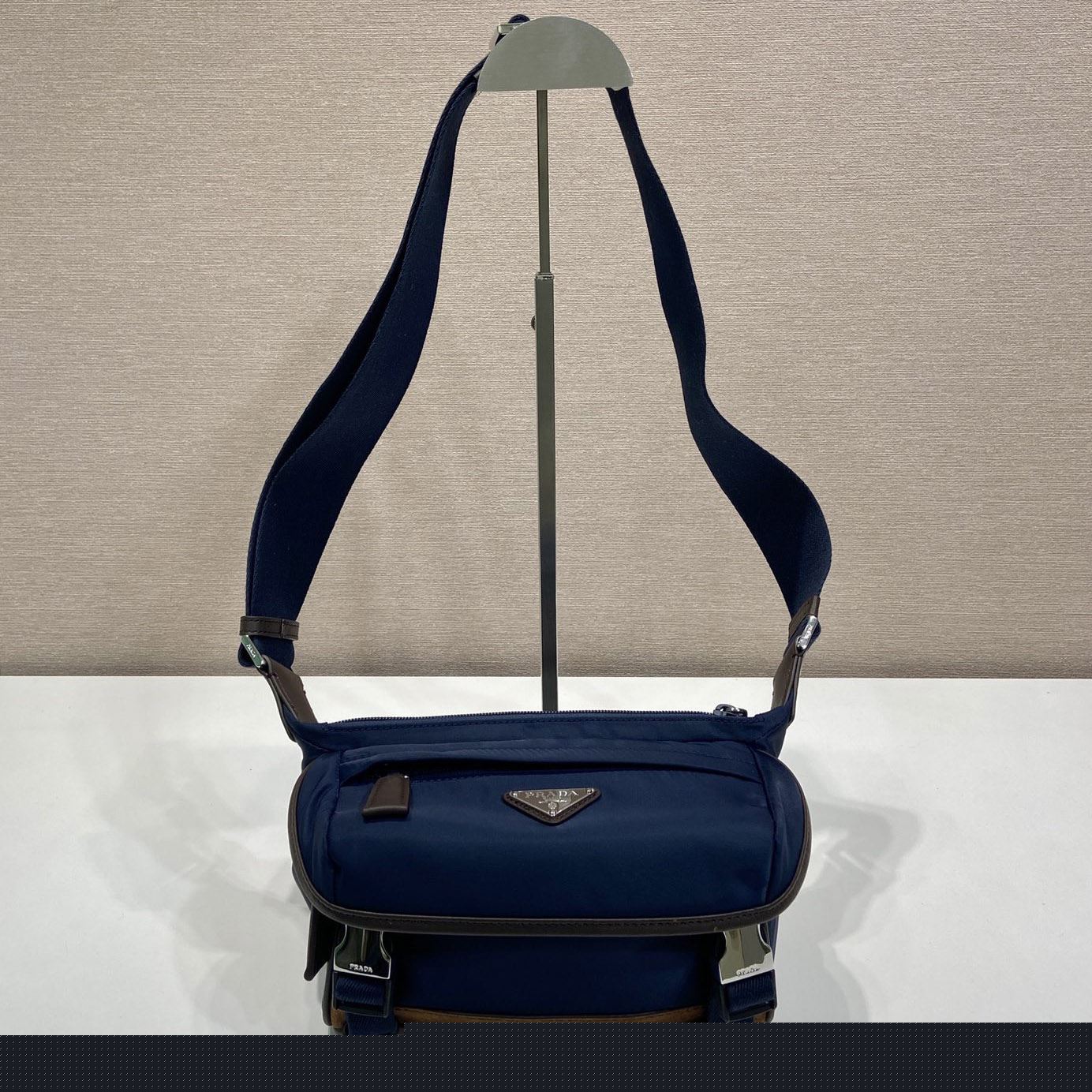 Pra*a top handle bags